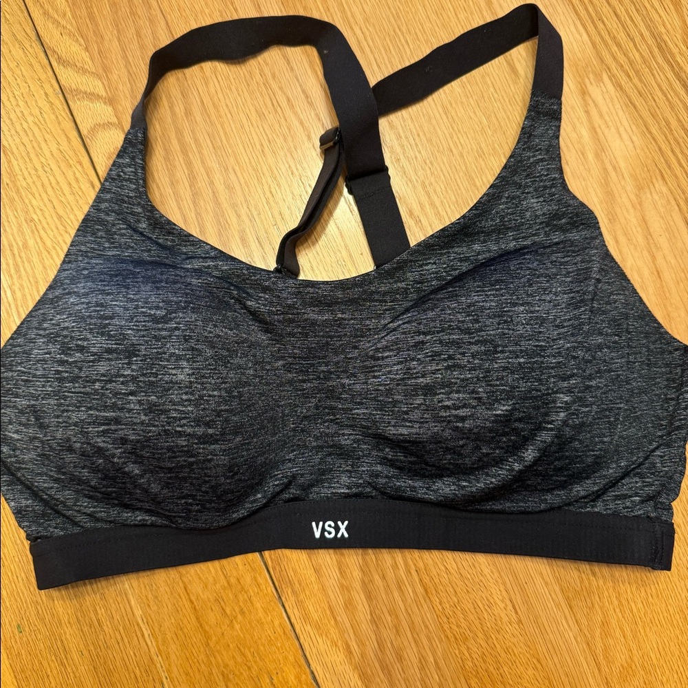 Victoria Secret Sports bra. Size 36C.